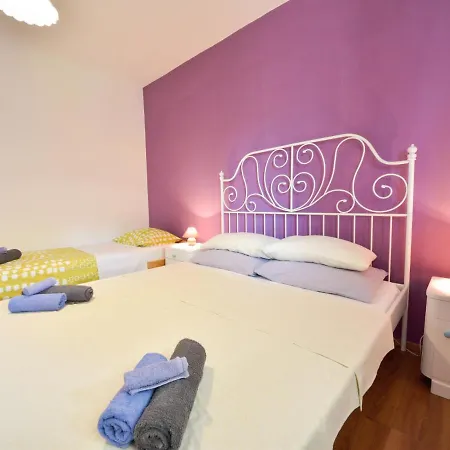 Apartman Ivka-1 *