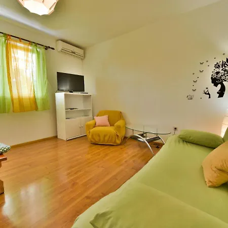 Ivka-1 Apartman *